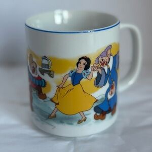 Vintage Disneyland Snow White & Seven Dwarfs Mug – Made in Japan